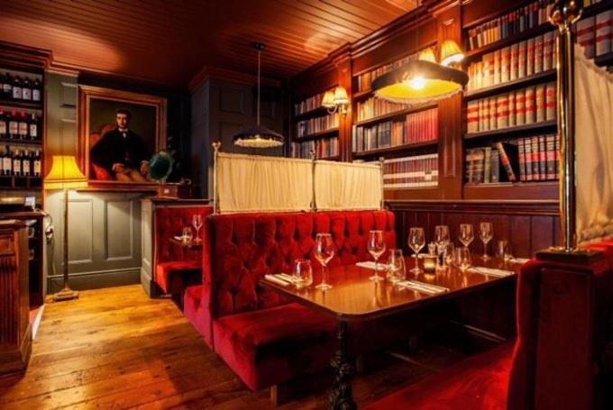 Maison d'hôtes The At Cunningham's - Adults Only *
